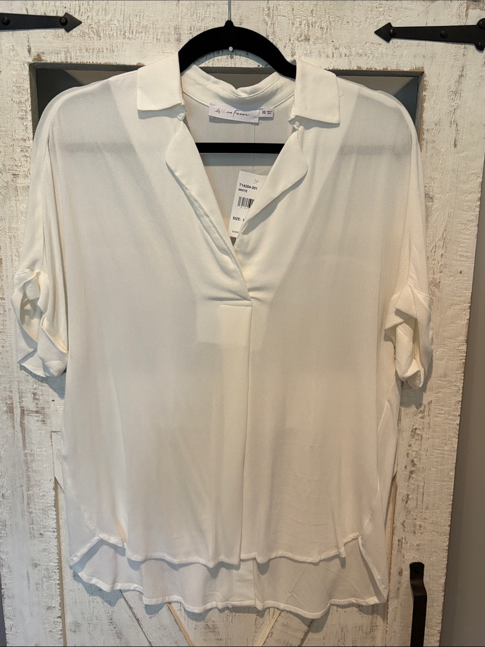 NWT All in Favor V-Neck Collared Layered Hem Tunic